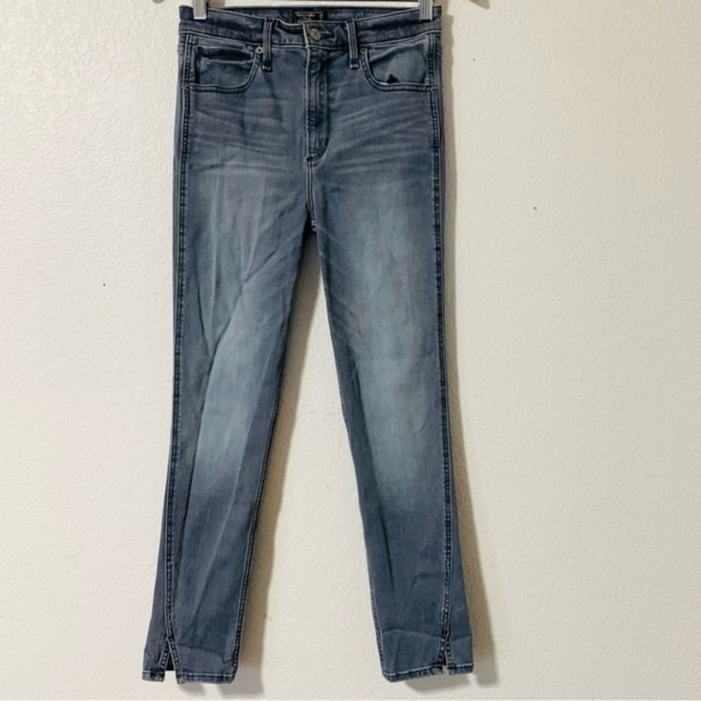 Abercrombie & Fitch Simone HighRise ankle Jeans